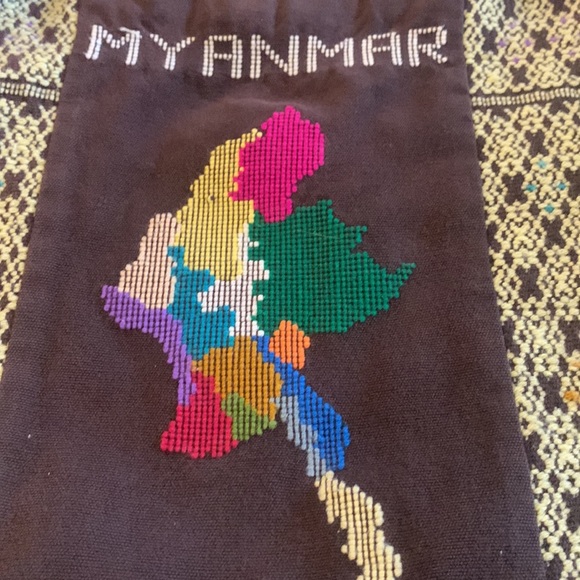 Myanmar Women’s EUC Embroidered Bag - Picture 2 of 5